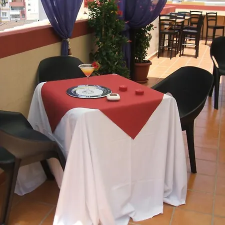 Hotel Castillo 2*