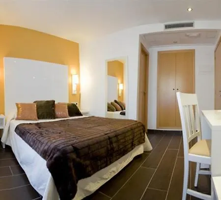 Hotel Castillo 2*